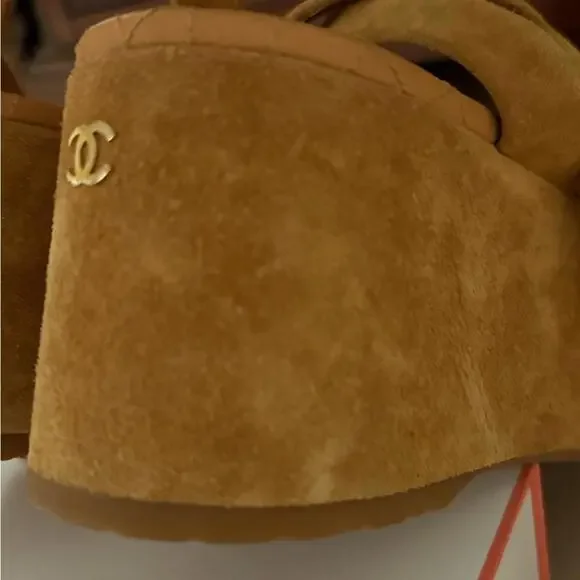 Chanel Brown Suede Platform Wedge Sandals 40 - Picture 7 of 9